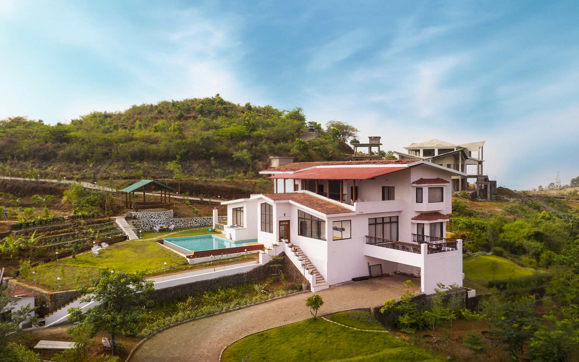 Custom Hybrid Villas